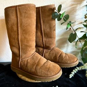 Classic tall brown Ugg boots women’s size 7